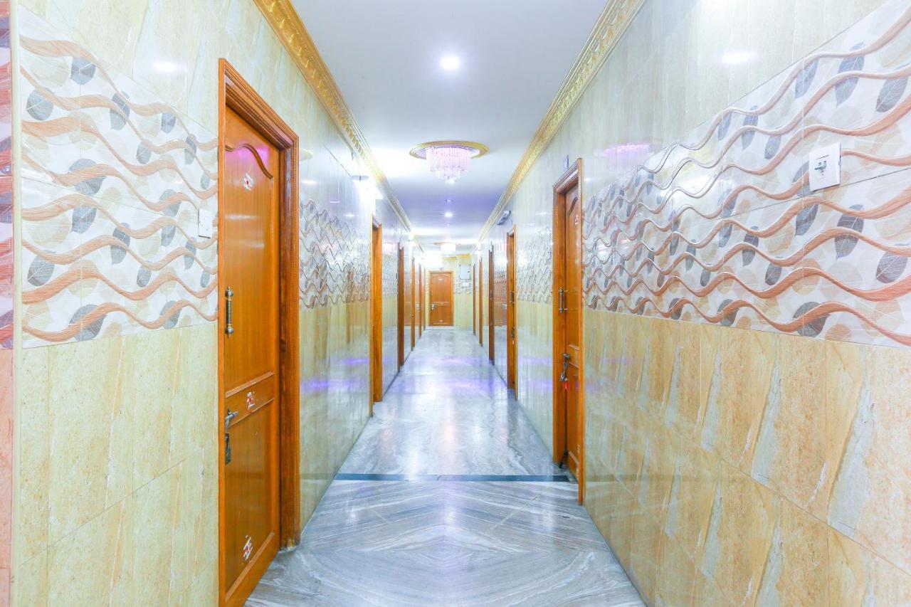 צ'נאי Oyo 68796 Shanthi Mahal מראה חיצוני תמונה